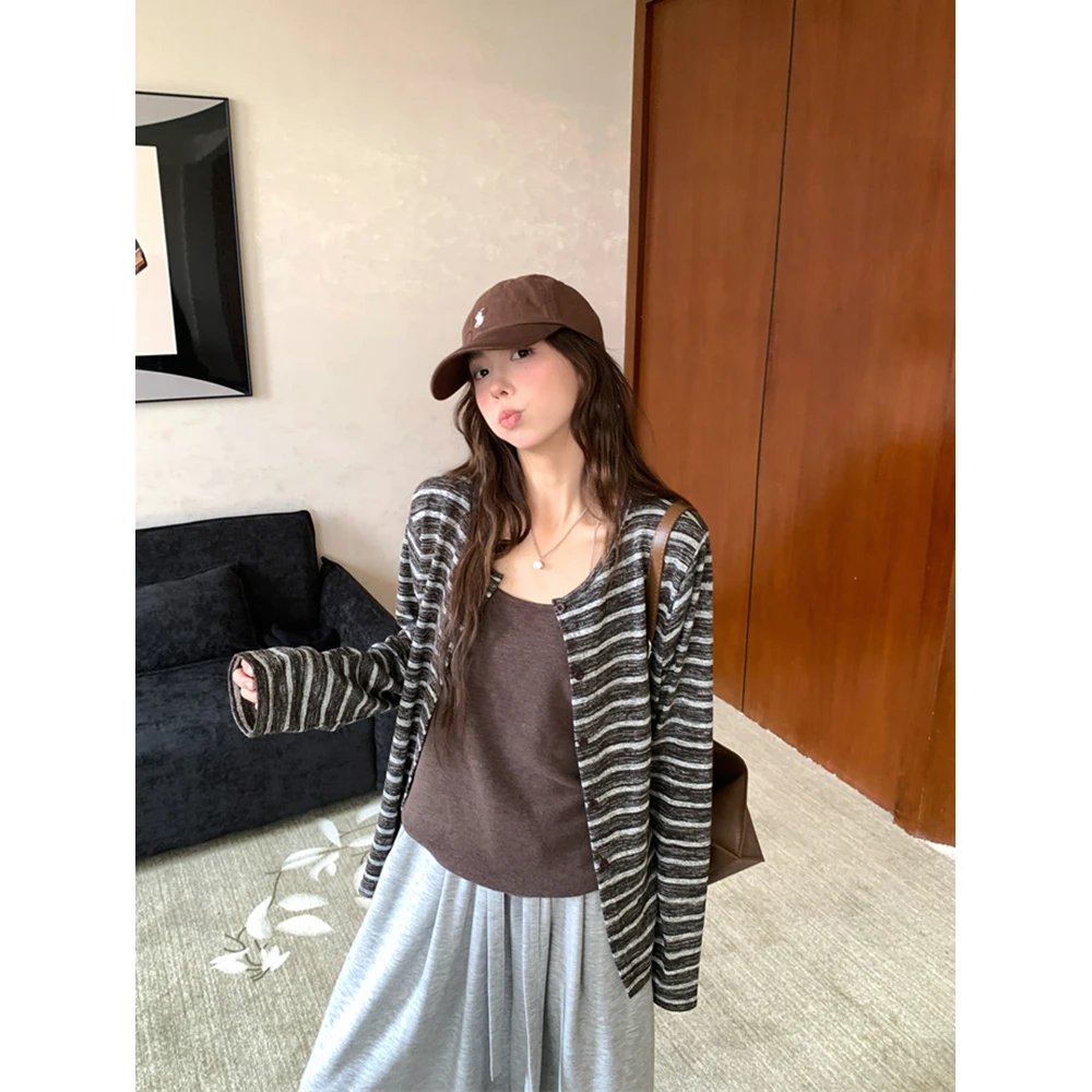 韩系休闲宽松条纹开衫外套上衣女+无袖内搭背心两件套装 60690