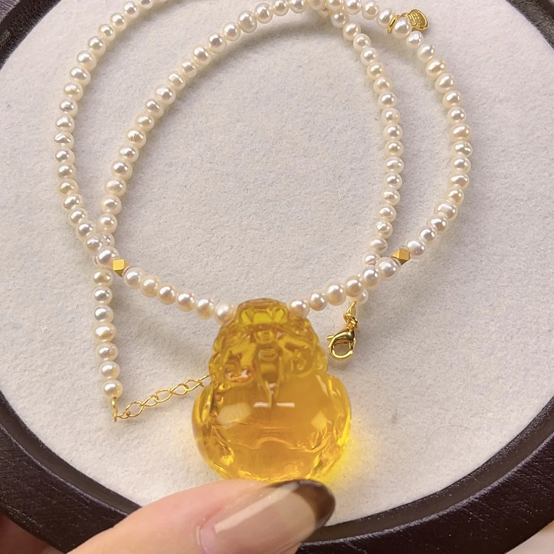 琥珀颈饰未镶嵌大貔貅