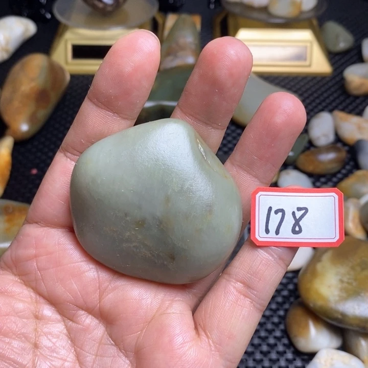 未镶嵌和田玉把件178