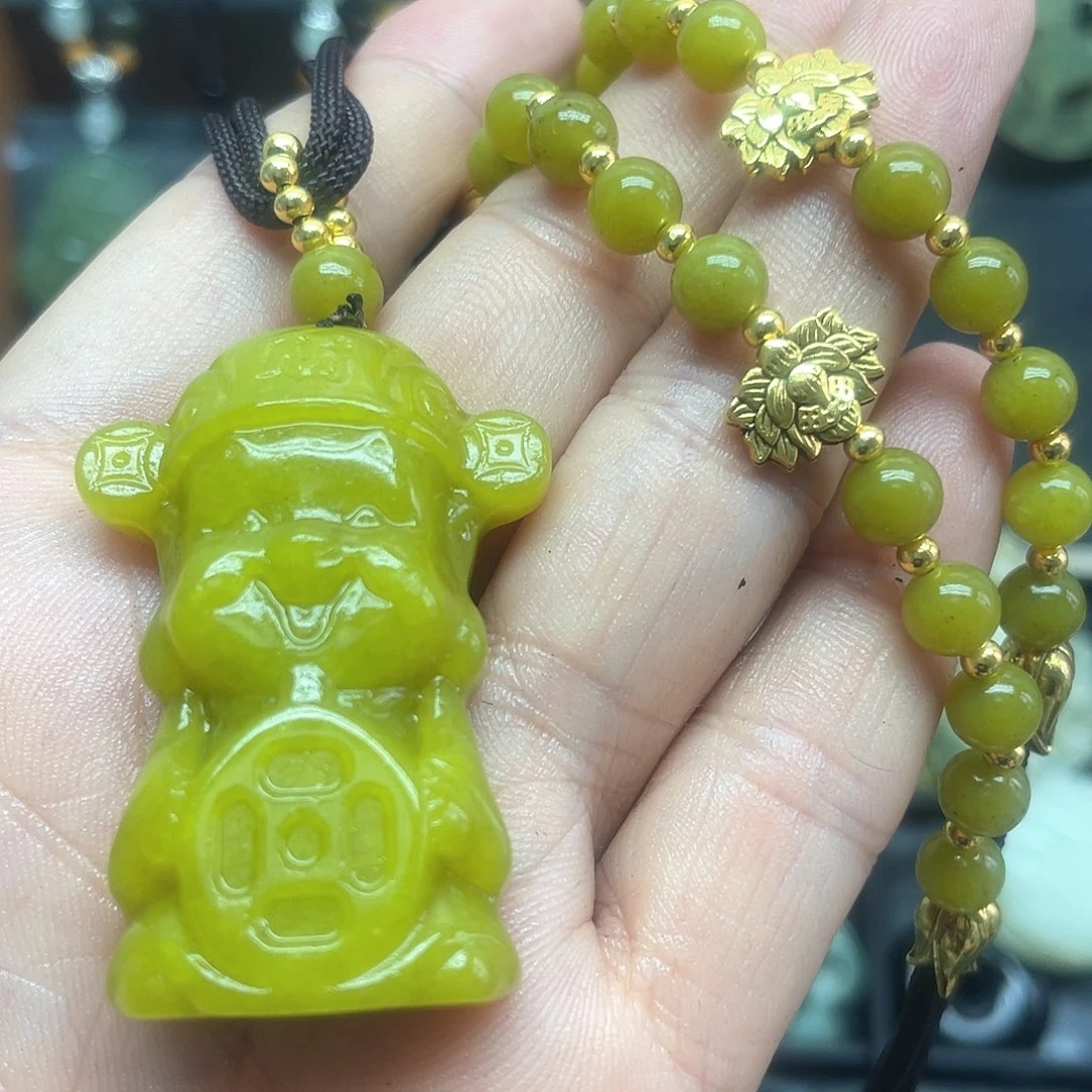 未镶嵌蛇纹石玉颈饰