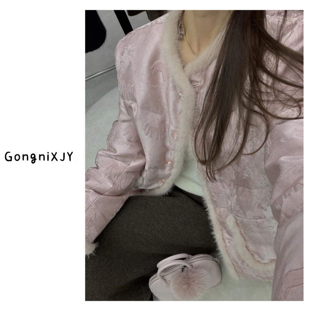 【LINA·GXY】鎏金粉黛拼貂貂毛刺绣小马香风羽绒外套