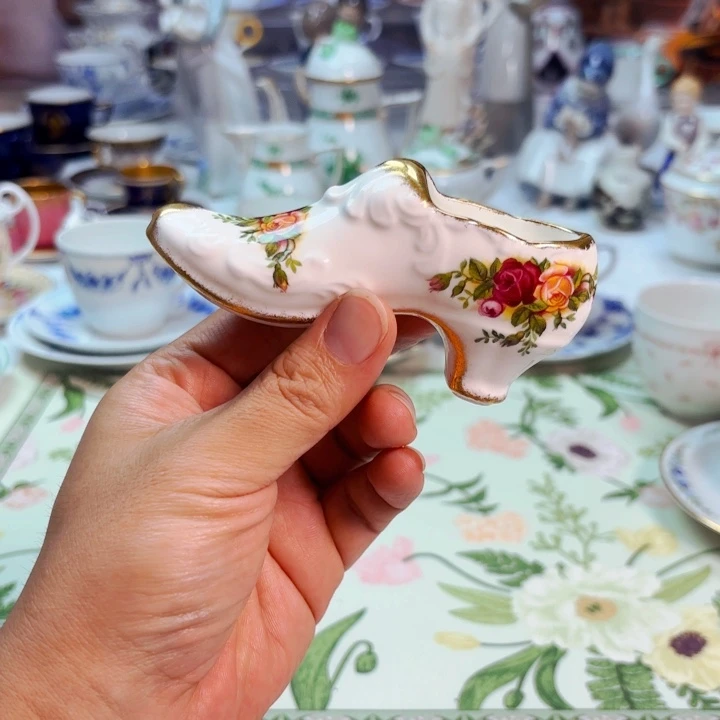 摆件欧洲中古瓷器编号1