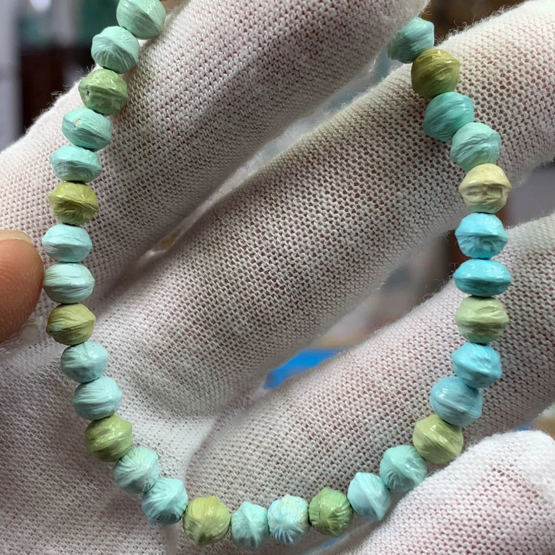 绿松石未镶嵌挂件