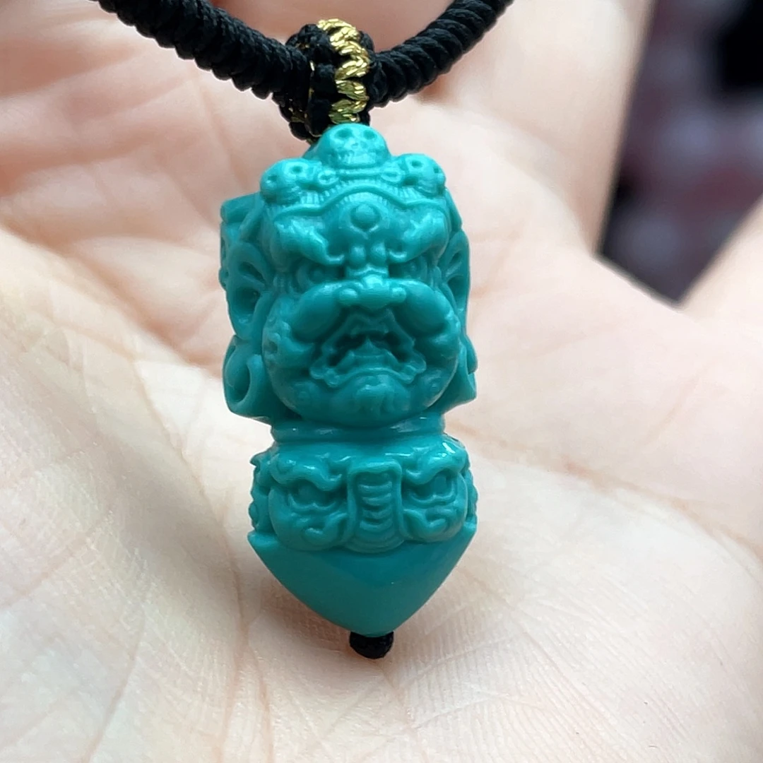 未镶嵌绿松石颈饰