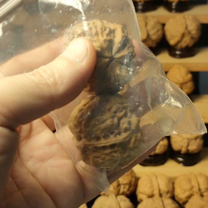 文玩核桃把件小*子肉丸子四棱