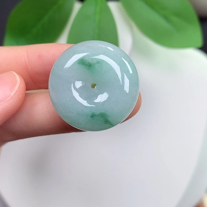 翡翠未镶嵌颈饰平安扣 24.4-10mm