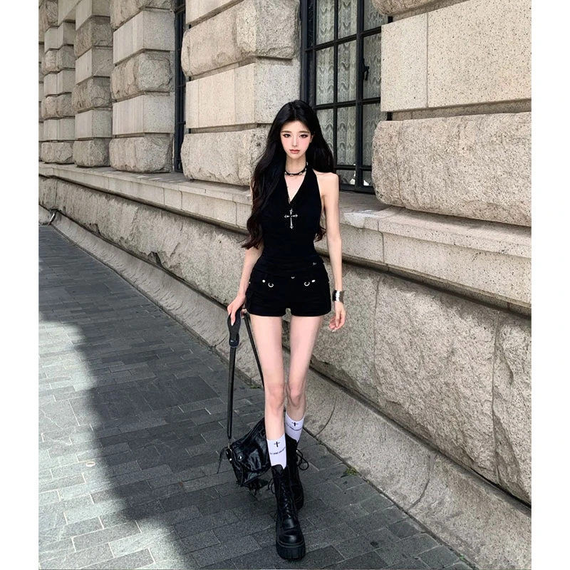 2025年夏季新款ins美式辣妹纯欲风挂脖荡领无袖上衣+高腰牛仔热裤