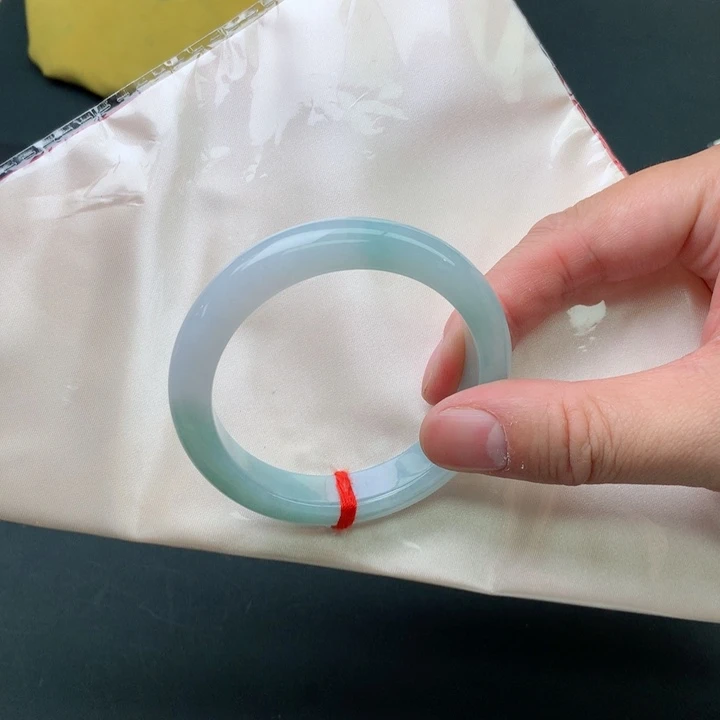 未镶嵌手镯翡翠翡翠