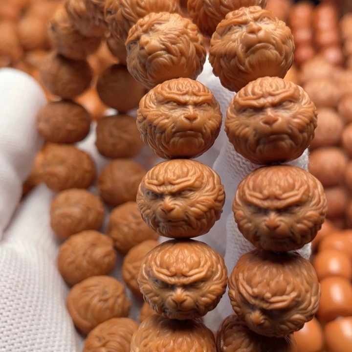 猴头核桃吊坠3****风斗战胜佛