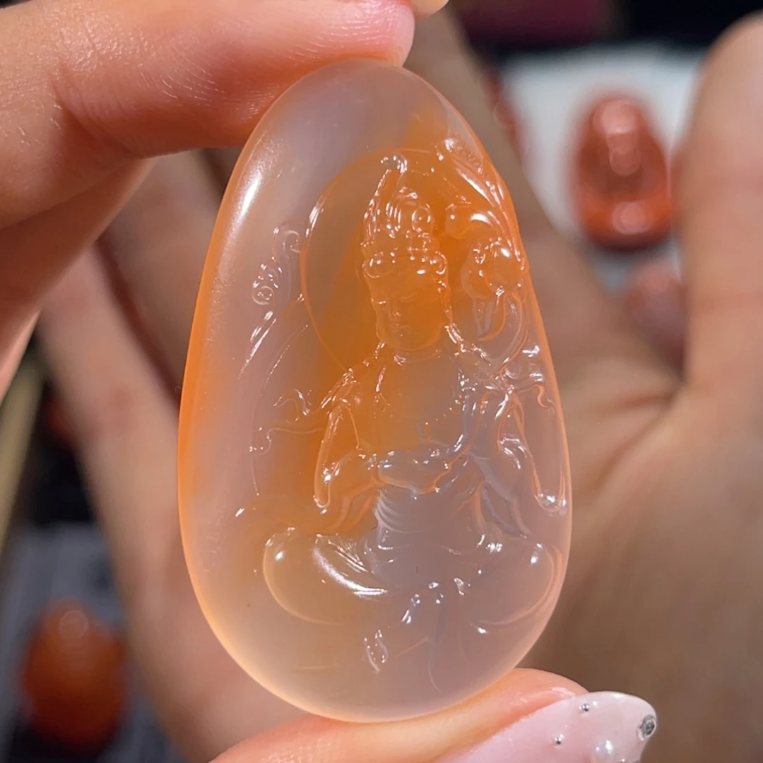 南红玛瑙未镶嵌冰飘自在观音