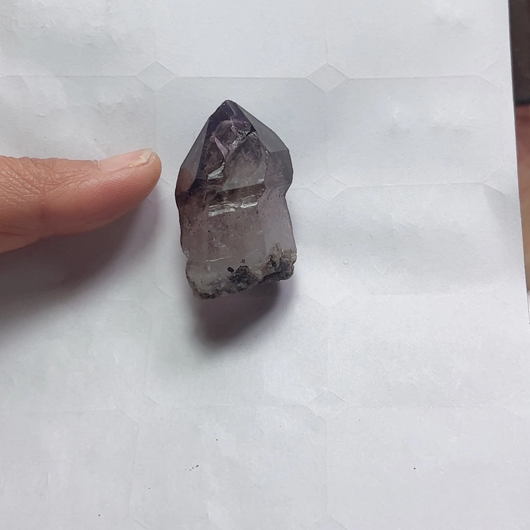 紫晶天然水晶原石未镶嵌R****a