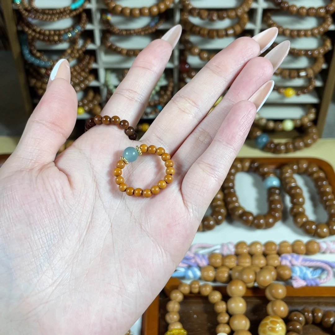 橄榄核精品小戒指 颜色任选