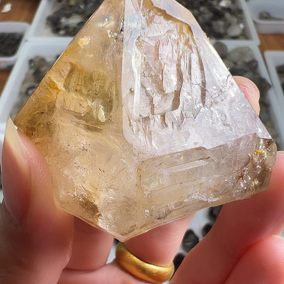 有机玻璃闪灵水晶84
