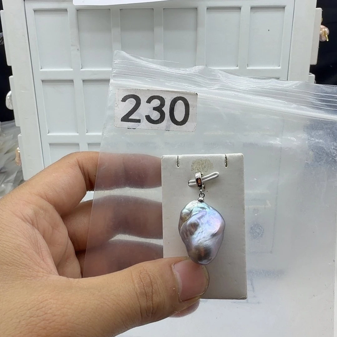 淡水珍珠颈饰合金