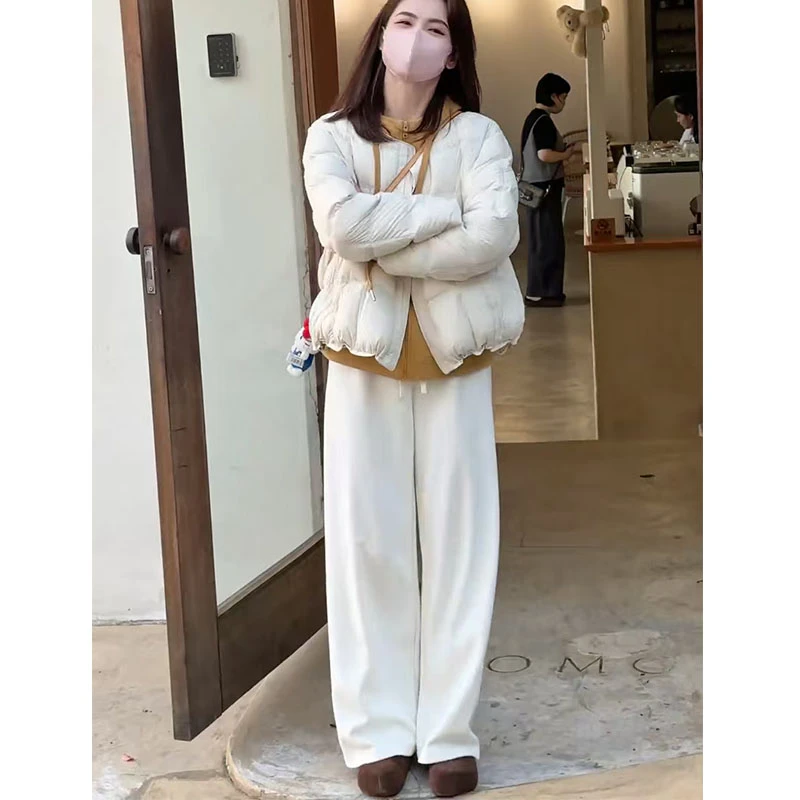 今年流行穿搭一整套女新款2025早秋连帽卫衣百搭棉服裤子三件套