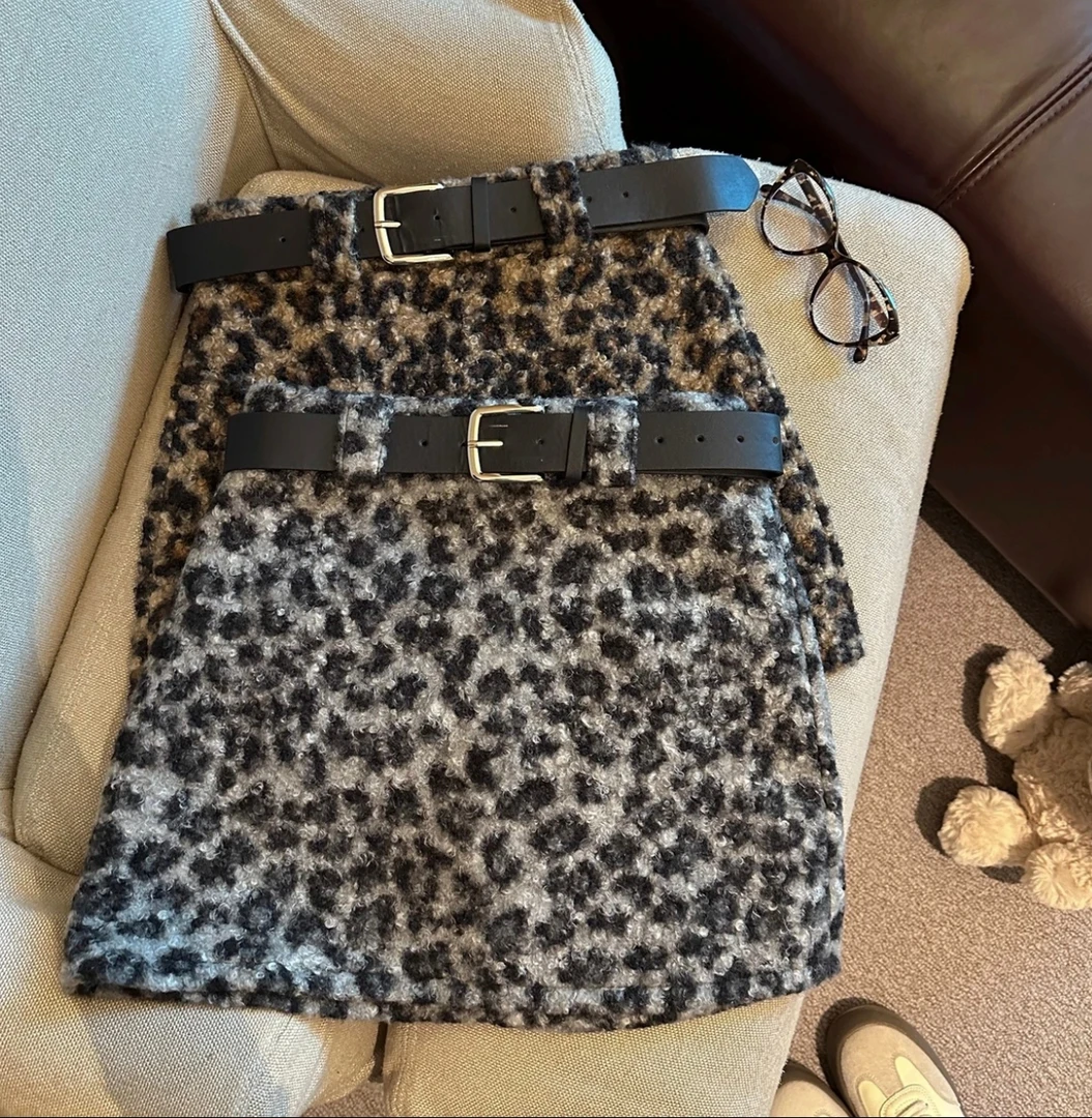 复古豹纹羊羔毛半身裙女秋冬2025新款高腰显瘦防走光a字包臀短裙