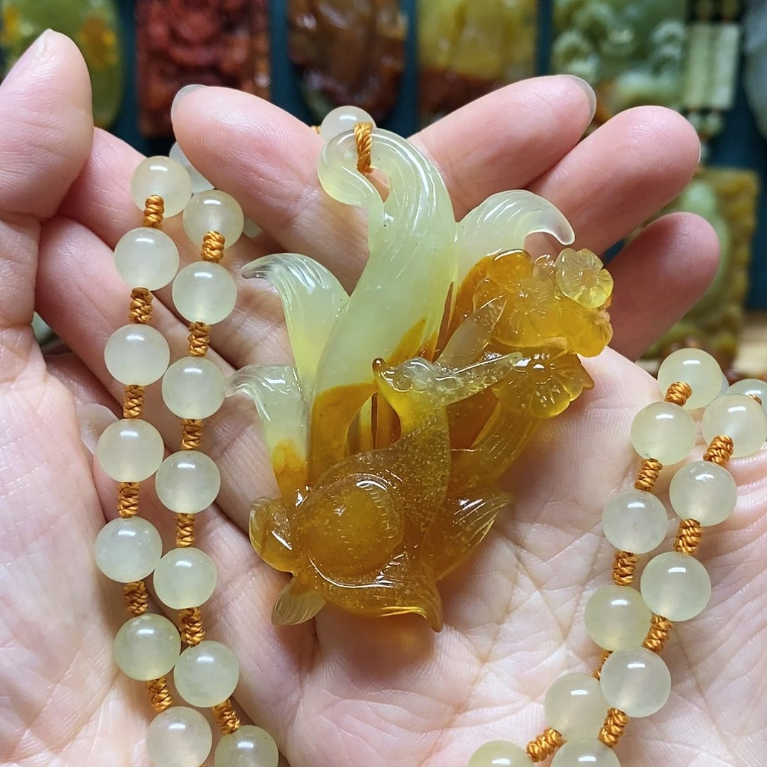 岫玉未镶嵌吊坠(赠链)