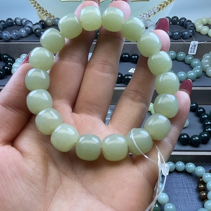 和田玉未镶嵌手链