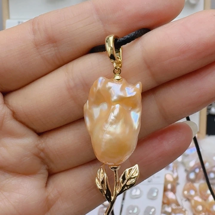 颈饰未镶嵌淡水珍珠