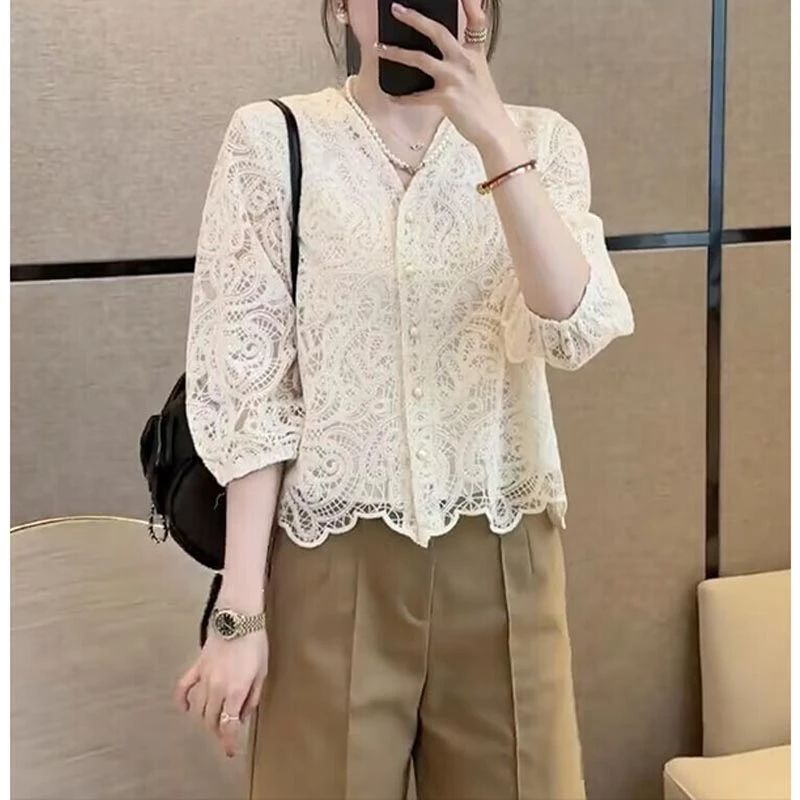 2025年夏季新款时尚法式衬衫女装薄款小个子V领宽松显瘦气质上衣