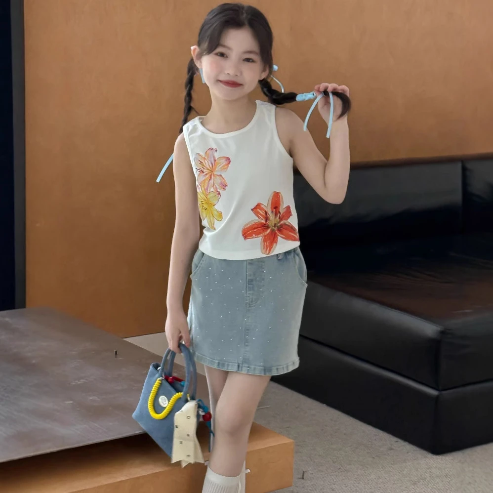 童T恤2025夏季新款女童度假风花朵印花无袖背心上衣女孩打底衫t恤