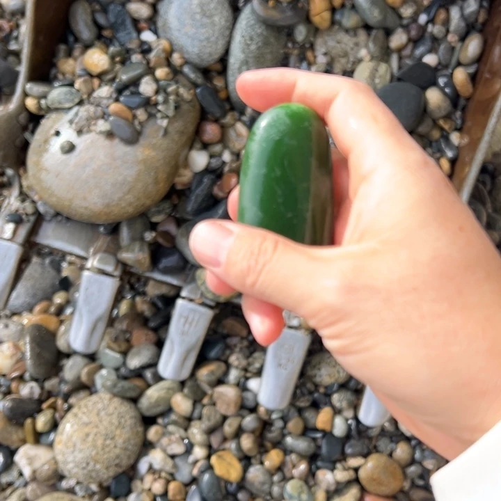石英岩玉未镶嵌车挂