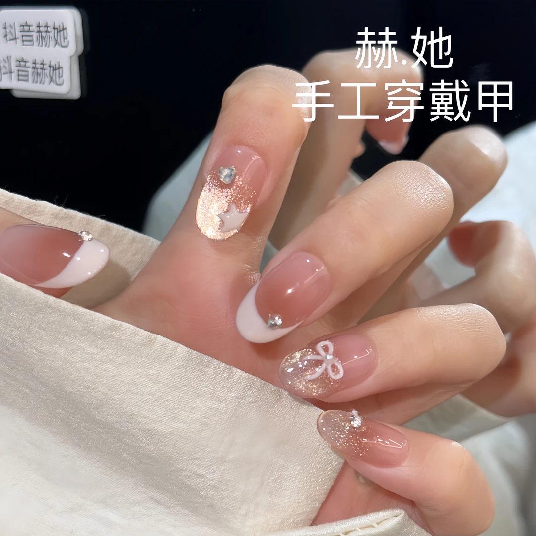 【粉泡泡】早春可爱高级猫眼手绘纯手工显白高级纯欲穿戴甲
