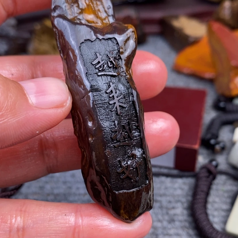【闪购商品】原石雕刻手把件