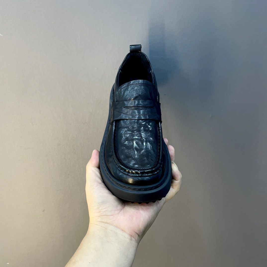 高端品质纯皮时尚休闲男鞋W