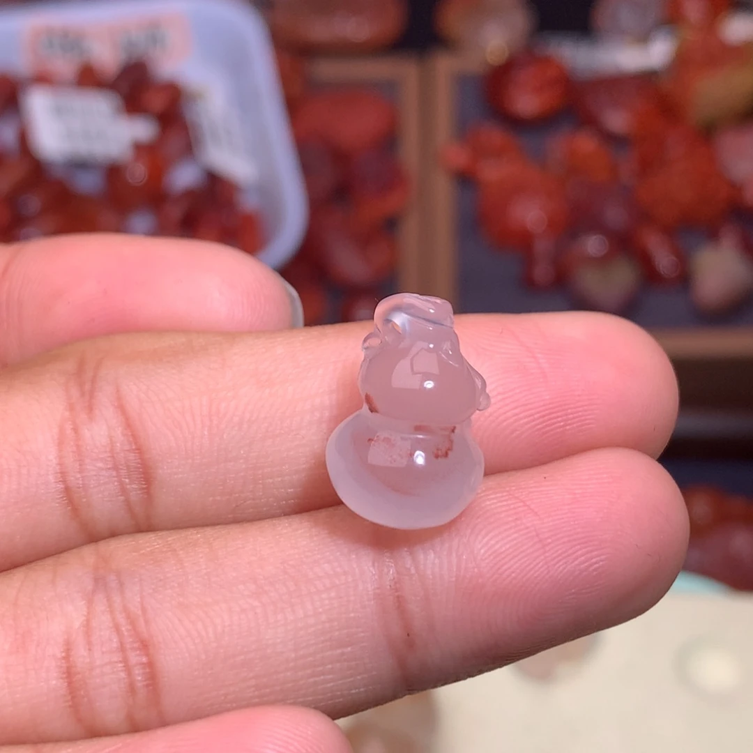 j***r南红玛瑙未镶嵌珠宝半成品葫芦