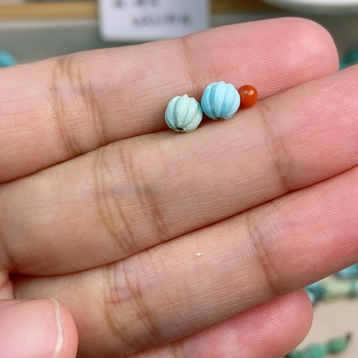 南红玛瑙未镶嵌珠宝奇石