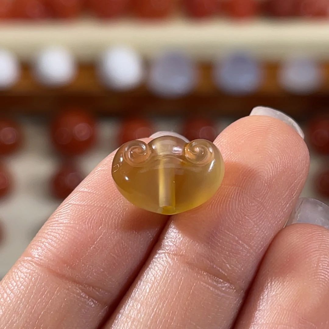 玛瑙/玉髓未镶嵌如意背云 13.6x9.3mm 不退换