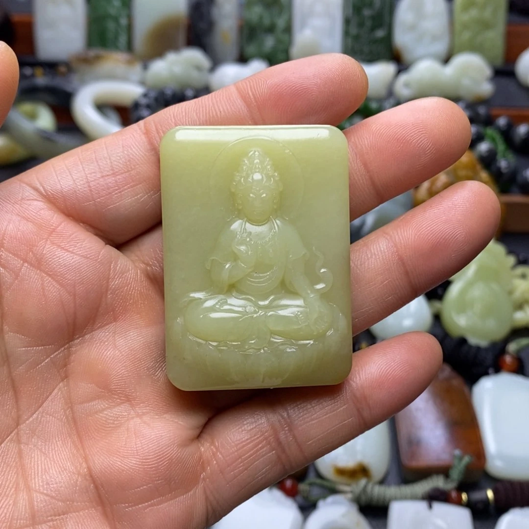 颈饰未镶嵌和田玉