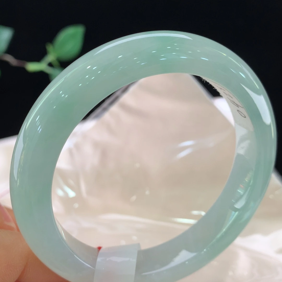 翡翠未镶嵌手镯0428