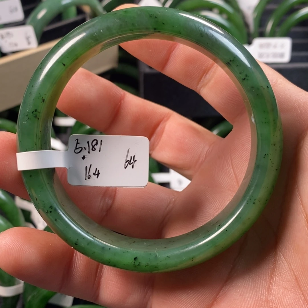 和田玉（碧玉）未镶嵌手镯有瑕疵64