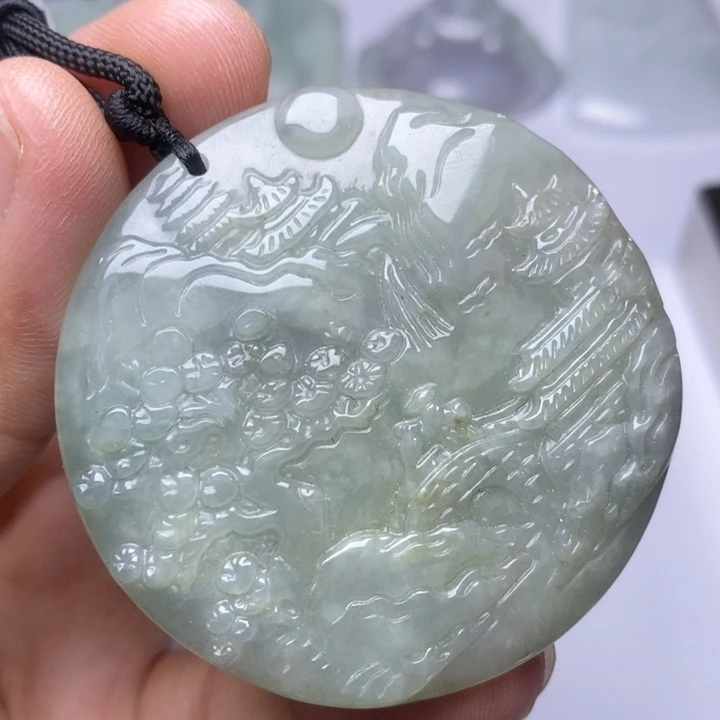 颈饰未镶嵌翡翠翡翠
