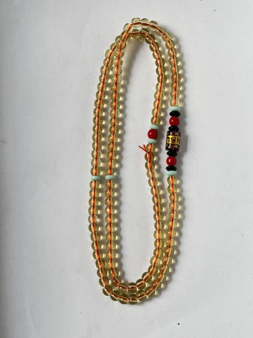 1062    精美项链