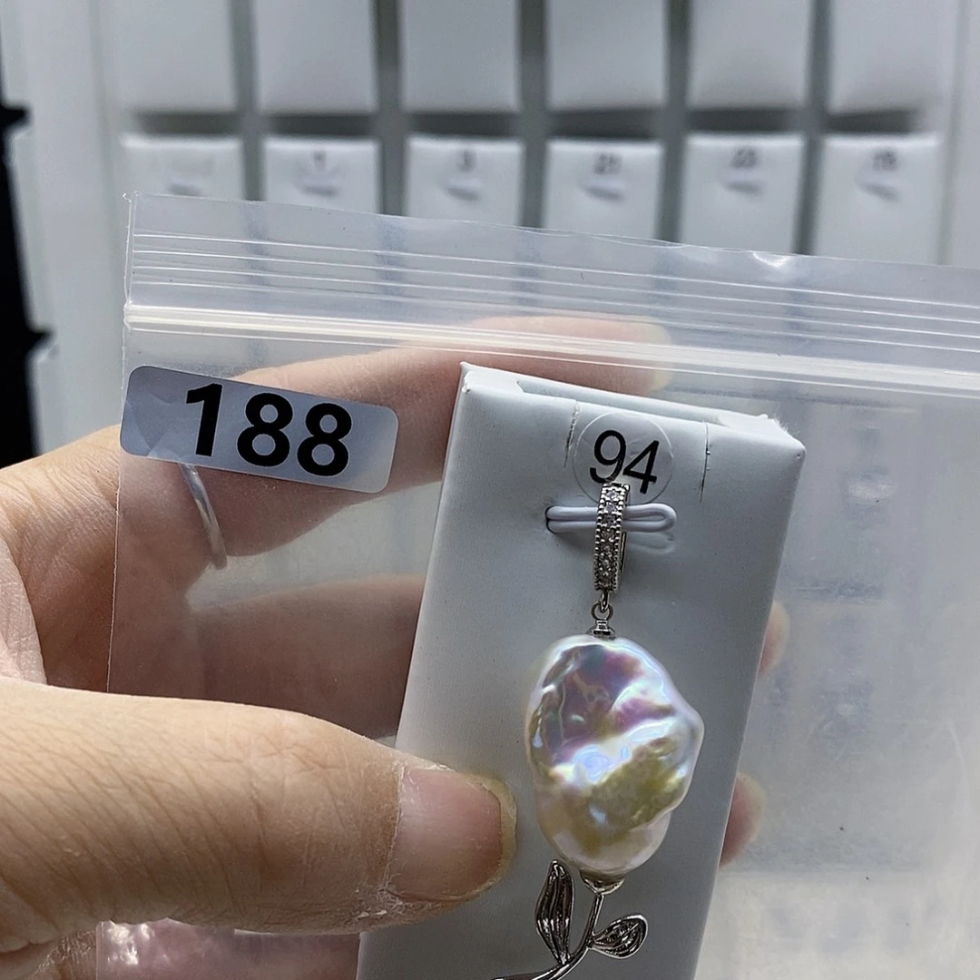 颈饰合金淡水珍珠