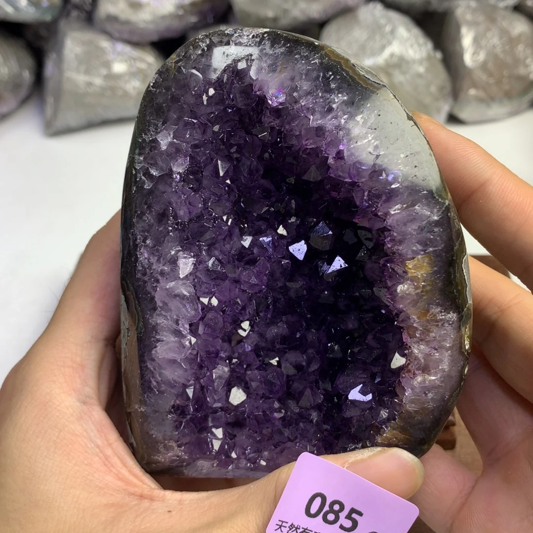 未镶嵌水晶大型摆件（非配饰）