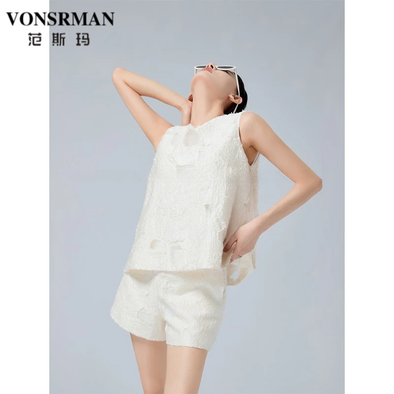 白色名媛气质盐系轻熟两件套小众设计师女式2025年夏季宽松套装