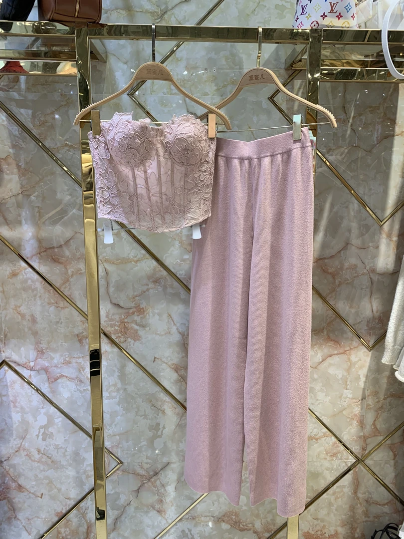 黛蜜儿2025新款刺绣鱼骨胸型抹胸+长裤