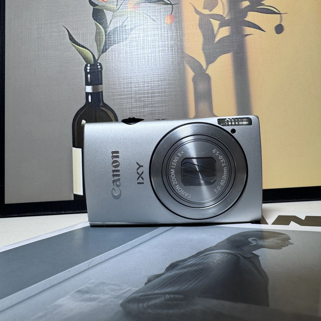 9新 Canon/佳能 IXUS230hs日版 1210万像素8倍变焦 no退no换