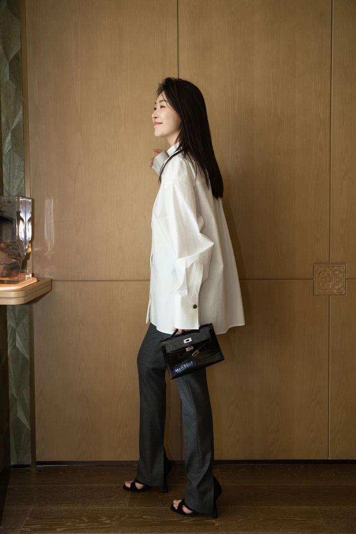 【FELOCCA】小众高级感排扣不规则长袖衬衣CC2561