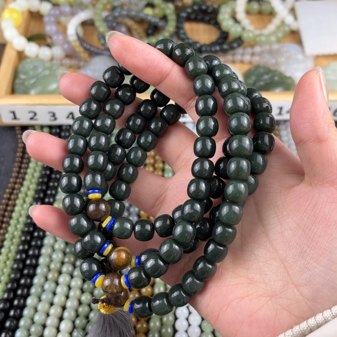 X***_和田玉未镶嵌颈饰