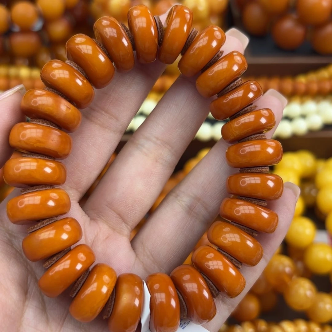 临***居未镶嵌颈饰琥珀蜜蜡