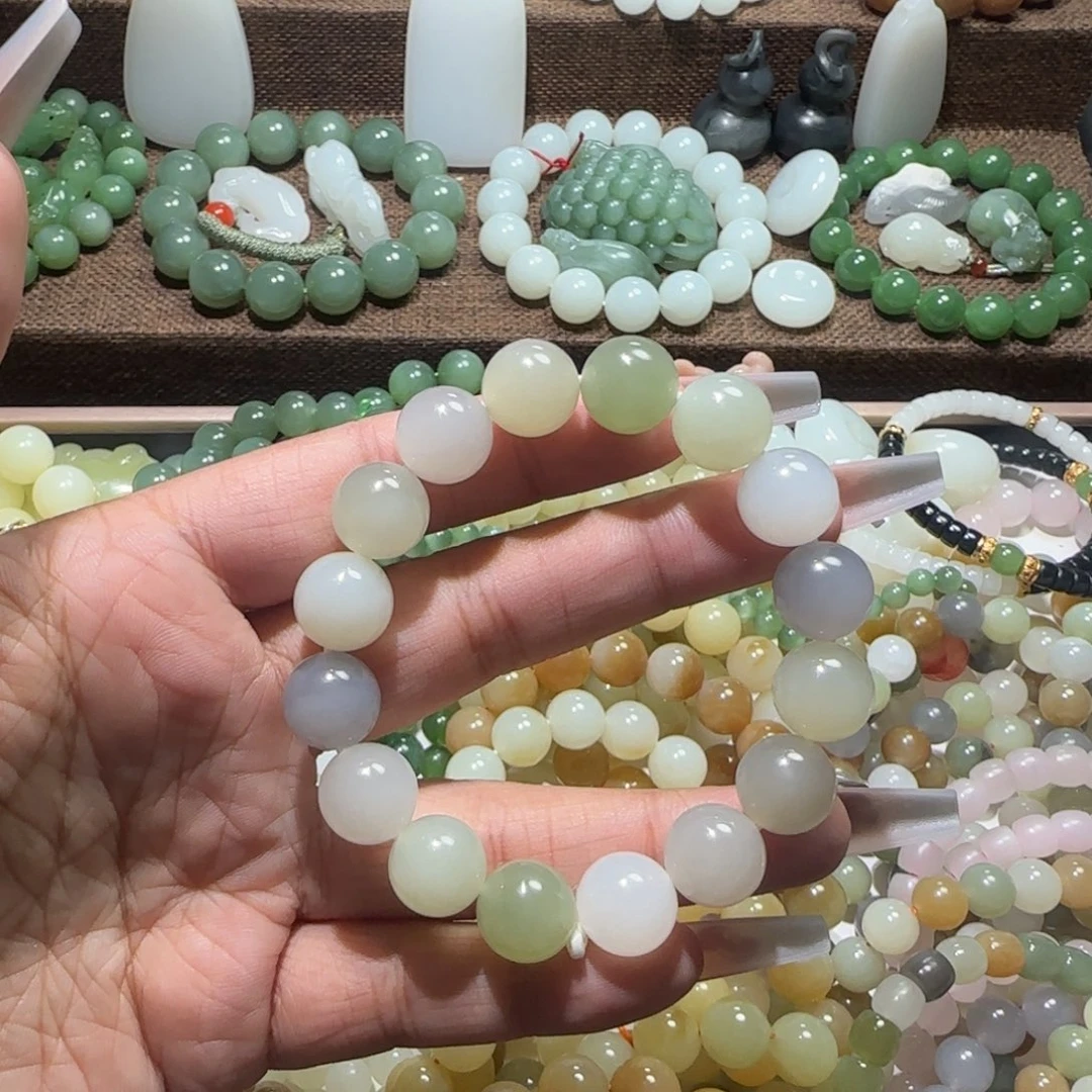 和田玉未镶嵌手链