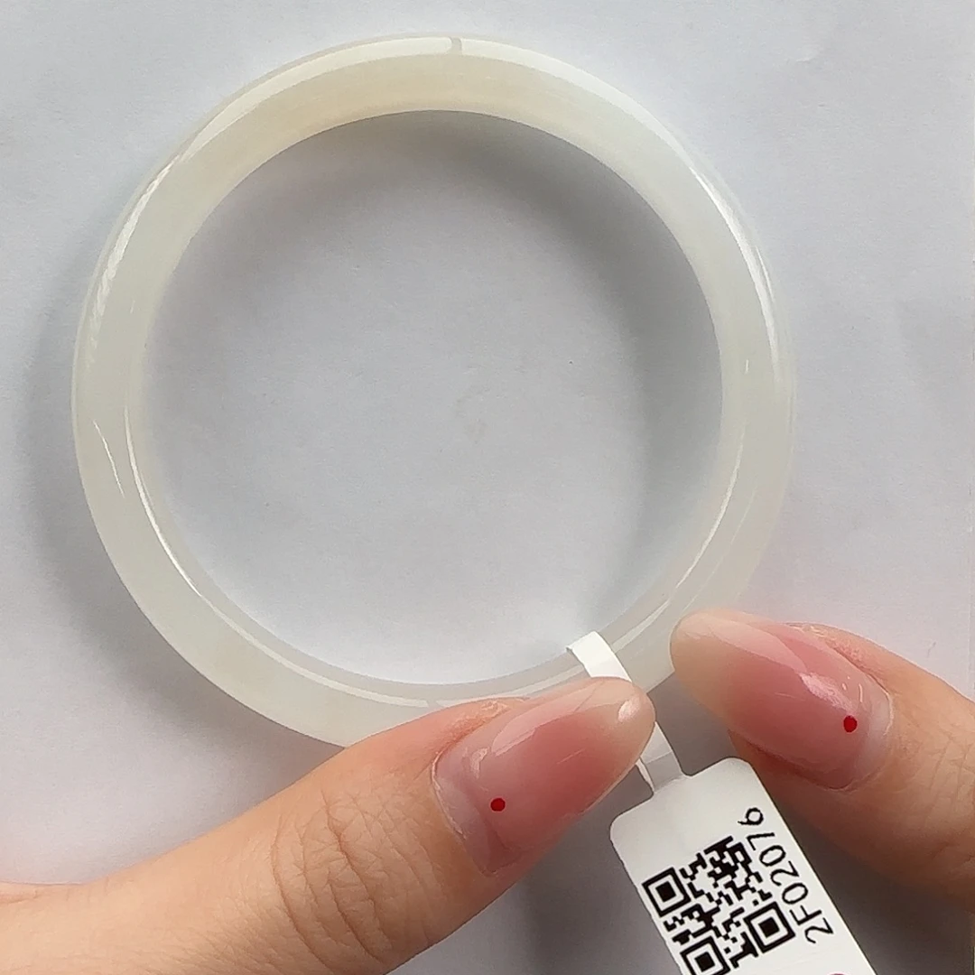 和田玉未镶嵌手镯冰白羊脂飘淡藕粉 57