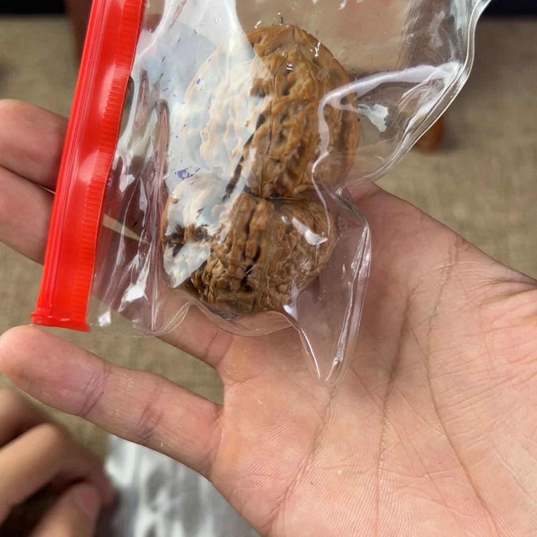 z***x吊坠文玩核桃白狮子等腰