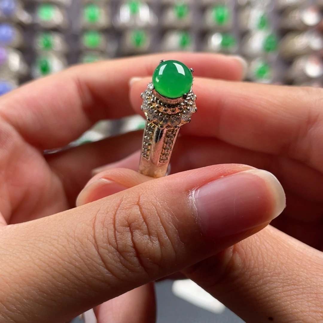 定制翡翠未镶嵌翡翠