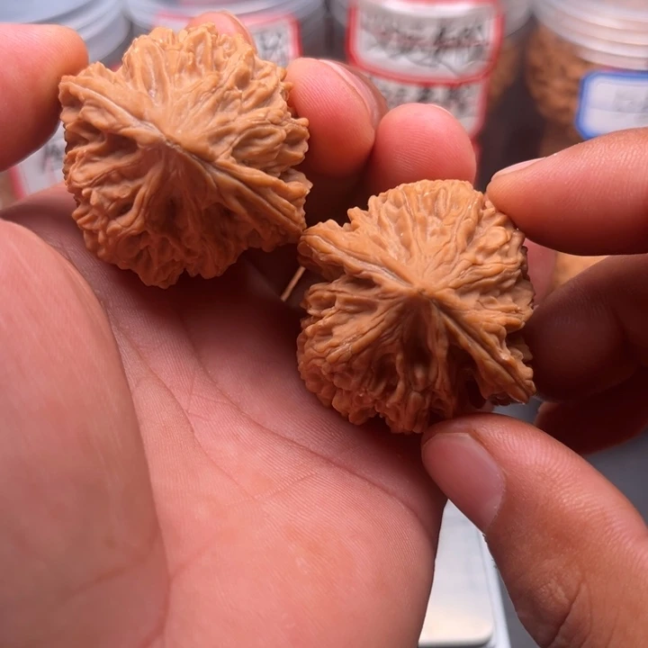 把件文玩核桃鸡心44